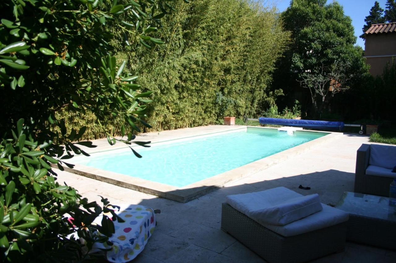 Le Petit Palais Maisonnette Aparthotel Авиньон Екстериор снимка